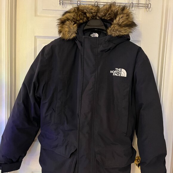 The North Face Men's McMurdo Parka - Picture 2 of 6